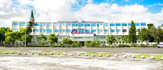 Autoridades de PROINDUSTRIA realizan reunión de seguimiento y evaluación con Dirección General interina