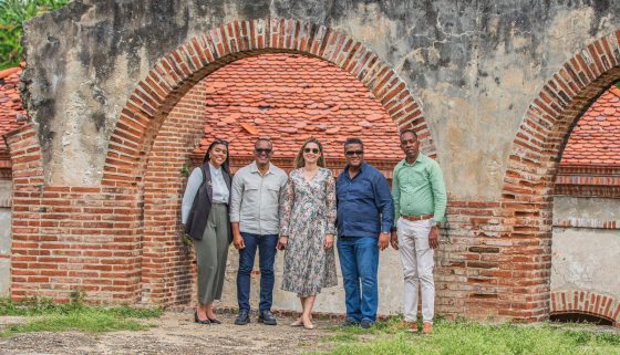 Personal de Proindustria recibe charla sobre cómo prevenir el desgaste laboral