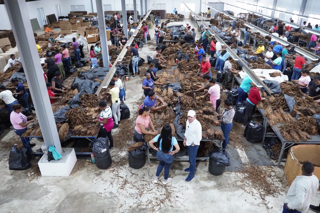 Director general de Proindustria supervisa avances en la Zona Franca de San Juan de la Maguana