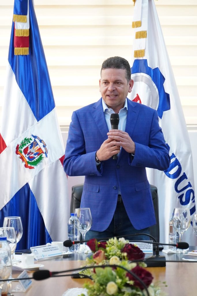 Proindustria presenta programa de aceleración de startups en desayuno empresarial junto a aliados estratégicos