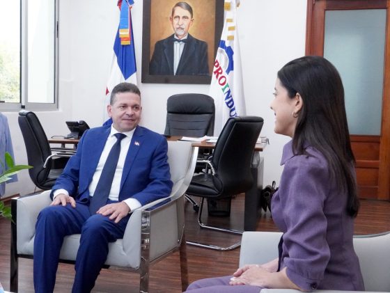 Ulises Rodríguez se despide de Proindustria; servidores reconocen su liderazgo