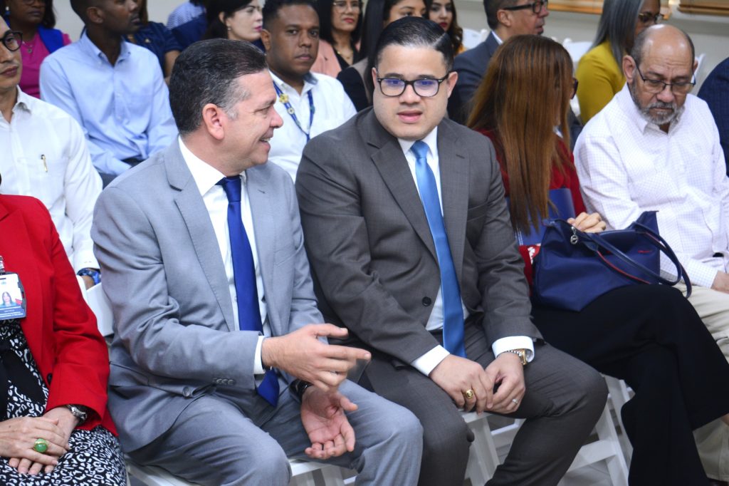 Proindustria recibe Certificados por el programa “Gobierno en Calidad”