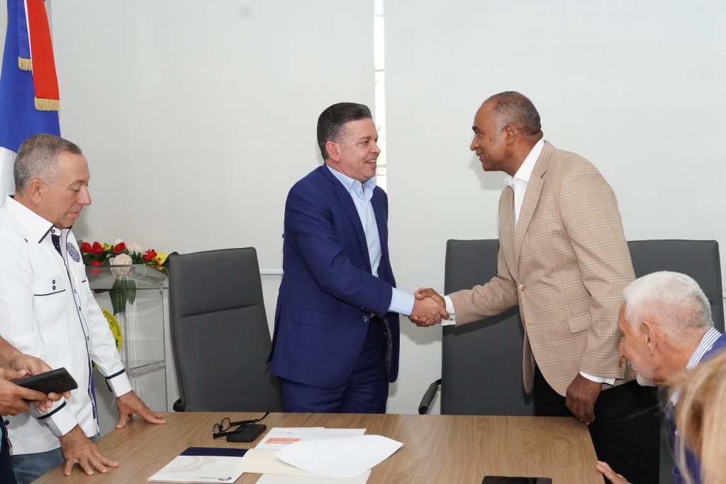 Proindustria expone plan de recuperación y relanzamiento de Zona Franca de Baní ante el Consejo de Desarrollo de Peravia